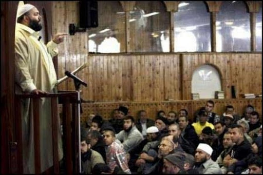 Les imams doivent refléter la véritable image de l&rsquo;islam