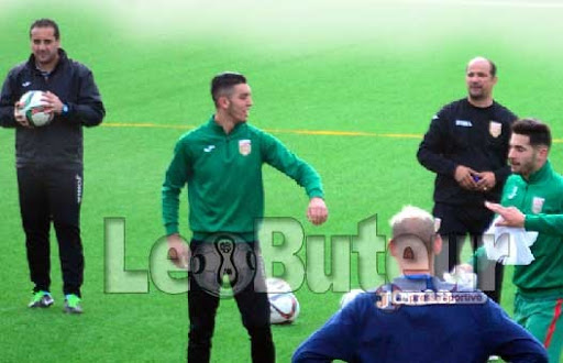 MCA : Betrouni réitère sa confiance à Amrouche mais……