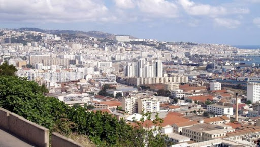 Réhabilitation urbanistique en Algérie, thème d&rsquo;une rencontre entre Tebboune et Pisapia