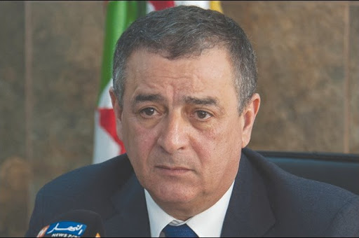 Son fondé de pouvoir, Guy Feite, avoue un “manque de vigilance”: Bouchouareb s’enfonce