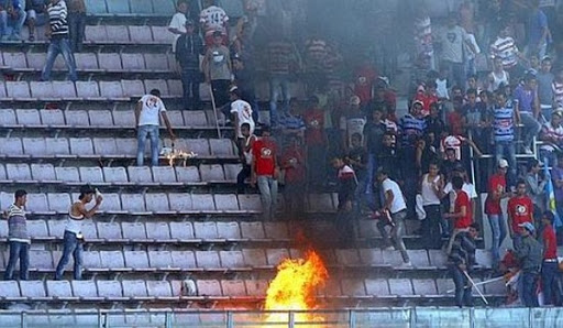 Sport et violence: combattre le fléau par l&rsquo;application des lois