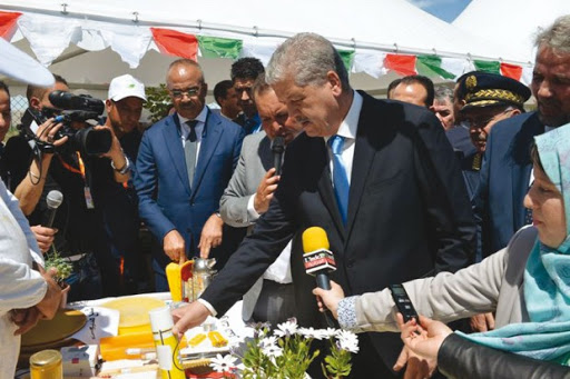 Tweet de Manuel Valls Pourquoi le silence du gouvernement