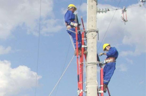 Un investisseur perd 800 000 DA par jour à Chorfa, à en raison des coupures d’électricité!
