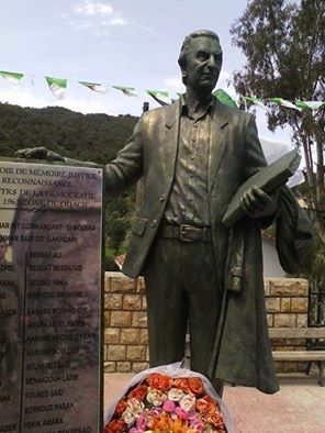 Une stèle à la mémoire d’Aït-Ahmed aux Ouacifs