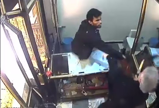 VIDEO. Algérie : La scène très violente d&rsquo;un cambriolage entièrement filmée