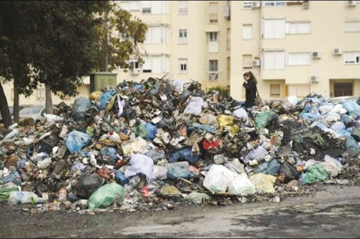 Wilaya de Blida: Hay Driouèche sous les ordures