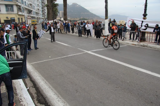 22e Grand prix national cycliste d’Oran: Abdelbasset Hannachi et Assal Mohamed vainqueurs de la 2ème étape