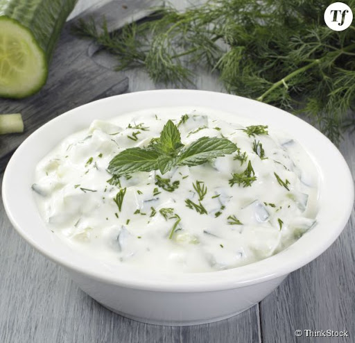 Comment faire une sauce tzatziki traditionnelle à la grecque : la recette parfaite