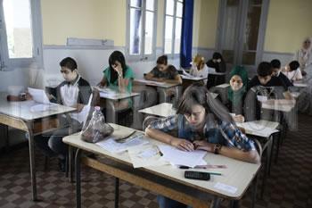Examen du brevet d&rsquo;enseignement moyen: Un test pour les élèves et le ministère