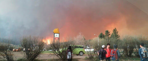 Incendie au Canada: des milliers d&rsquo;habitants de Fort McMurray fuient
