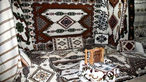 Khenchla: 7e édition du festival du tapis à Babar