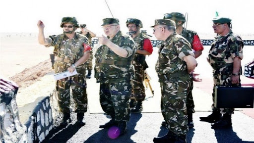 La disponibilité opérationnelle de l’ANP, un soutien à la stabilité de l’Algérie (Gaïd Salah)