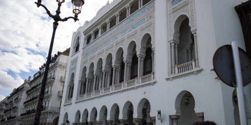 L’Algérie et la Grande-Bretagne veulent renforcer leur coopération en dehors des hydrocarbures