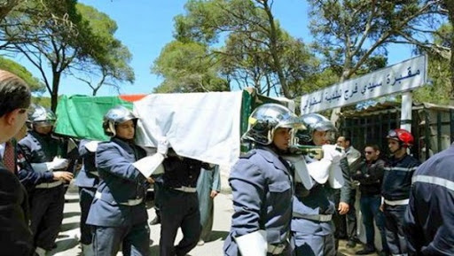 Le défunt Cheikh Bouamrane inhumé au cimetière de Sidi Fredj
