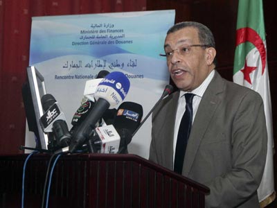 Le ministre des Finances à Tlemcen  « Il faut adhérer davantage à l’emprunt obligataire »