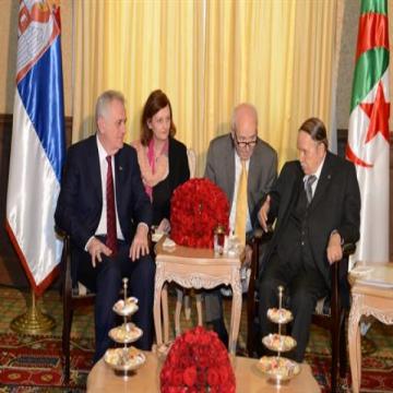Le président Bouteflika s’entretient avec son homologue serbe