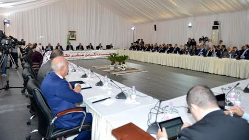 Le renforcement de la dynamique actuelle sera au centre des travaux de la prochaine tripartite (Bouteflika)