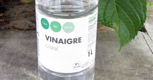 Le saviez-vous ?  Usages du vinaigre blanc
