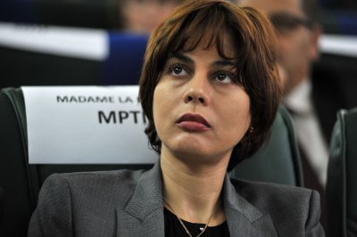 Mme Faraoun accuse l’ex PDG de Mobilis Said Dama d’avoir mal négocié les intérêts de l’Algérie