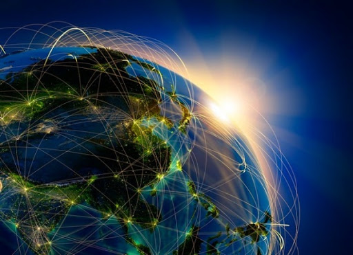 Mme Faraoun plaide à Genève pour le droit d&rsquo;accès, pour tous, à internet