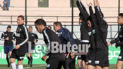 MOB : Les joueurs insultés  par leurs supporters