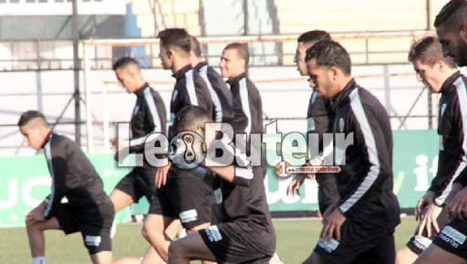 MOB : Les supporters interpellent  Amrani et les joueurs