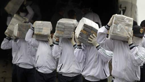 Pérou: un chef de la police arrêté en possession de 109 kilos de poudre de cocaïne