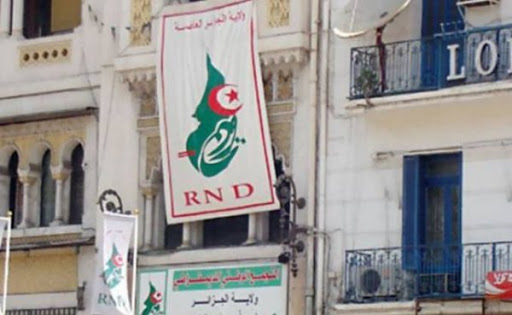 TAJ, FFS, FLN, RND ET RCD s&rsquo;agitent: La marmite politique bouillonne à Béjaïa