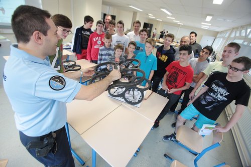 Un lycée hors la loi