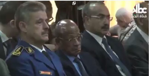 Vidéo: Quand Abdelkader Zoukh s&rsquo;accorde une petite sieste en pleine réunion…