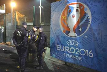 72 Heures avant le début de l’EURO 2016: La France craint le pire