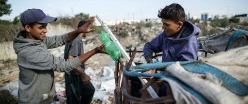 A Gaza, de plus en plus d’enfants deviennent soutiens de famille