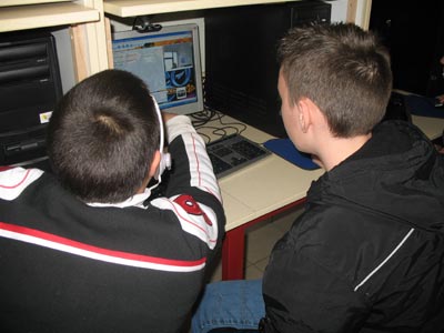 À partir d’Oran Campagne nationale autour des violences liées à l’utilisation d’internet par les enfants