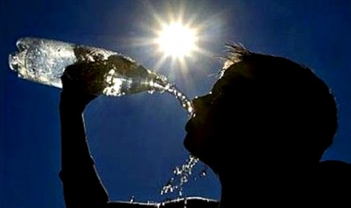 Canicule: le ministère de la Santé rappelle les précautions à prendre