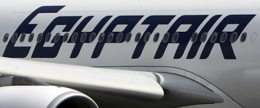 Crash EgyptAir: des morceaux de la carlingue localisés sur plusieurs sites