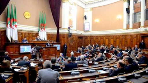 Des ministres auditionnés au sénat Annulation de plusieurs projets