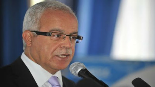 Hamid Grine empêché de se recueillir sur la tombe de Tahar Djaout