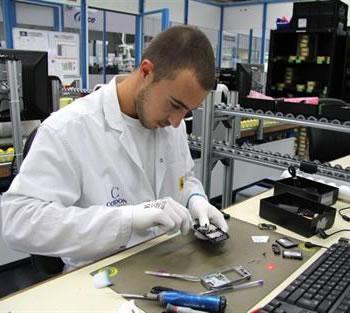 Ies dispositifs d&rsquo;aide aux porteurs de projets ne sont pas concernés par l&rsquo;austérité: 5000 microentreprises créées par la Cnac