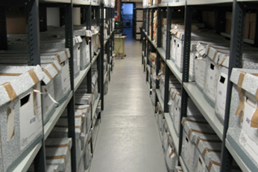 La France restitue à l’Algérie 22 boîtes de documents diplomatiques