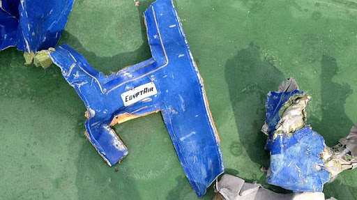 L’avion d’EgyptAir a atterri d’urgence 3 fois dans les 24 h avant le crash