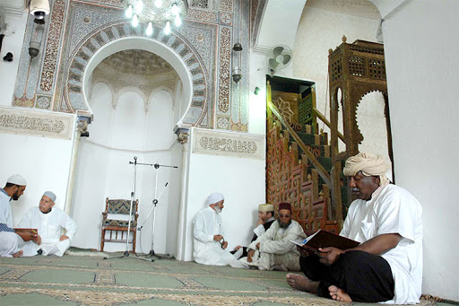 Les réfugiés et les étrangers, interdits d’«i’tikaf» dans les mosquées…