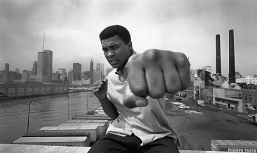 Mohamed Ali, légende de la boxe, est mort