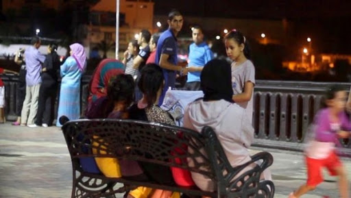 Oran: « gâadas » ramadanesques de femmes en plein air