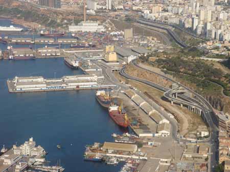 PORT D&rsquo;ORAN: Trois moteurs d’embarcations maritimes saisis
