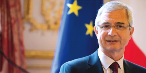 Quand les affaires prennent le dessus sur les contingences