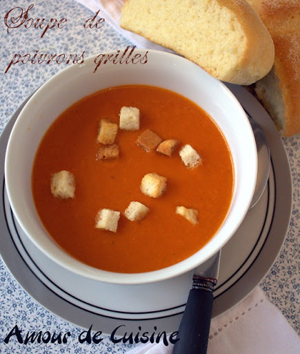 Soupe aux poivrons grillés