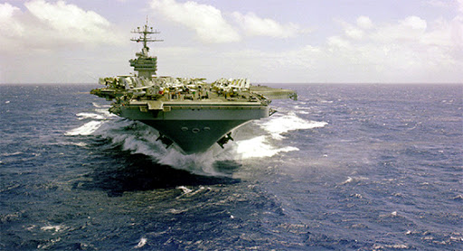 Un deuxième porte-avions US entre en Méditerranée