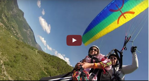 VIDEO. Parapente sur les hauteurs de Djurdjura