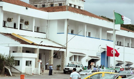 À la même période de l’année dernière 10 000 touristes ont traversé les frontières: À peine 1 500 Algériens sont entrés en Tunisie depuis l’Aïd