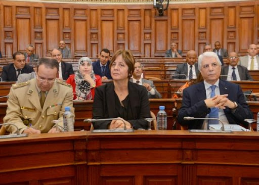 Amendement des statuts des officiers et personnels militaires: renforcer le devoir de réserve